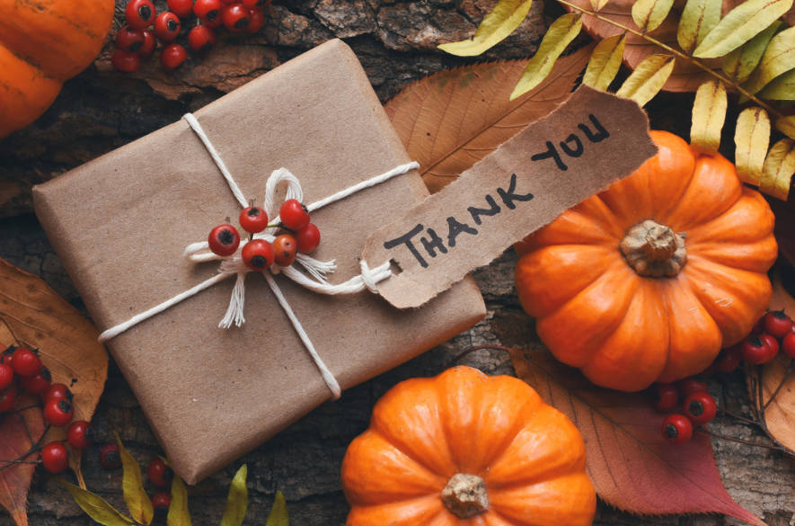 Thanksgiving Gifts for Family That Focus on Gratitude, Not Obligation